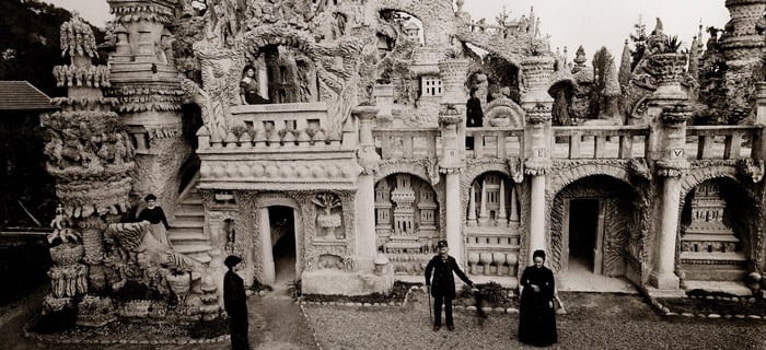 pebble palace made by Ferdinand Cheval