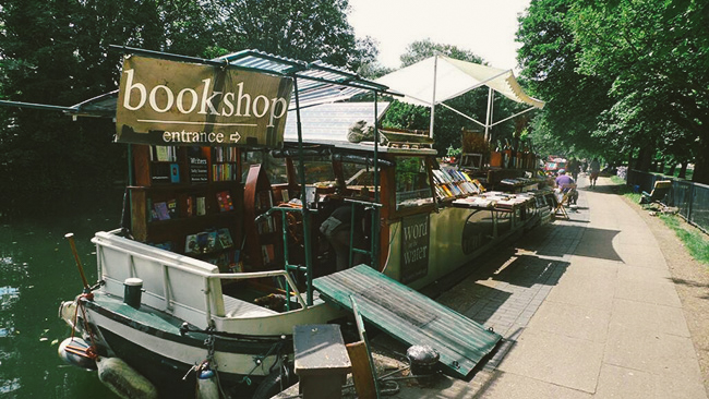 canal boat bookstore
