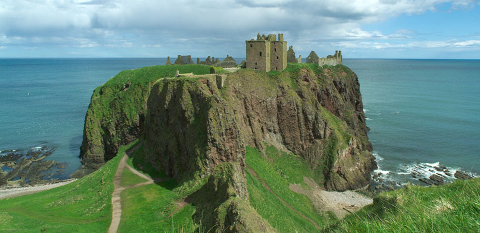 DUNNOTTAR CASTLE