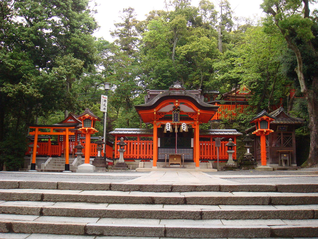 Fushimi shrine entrance 