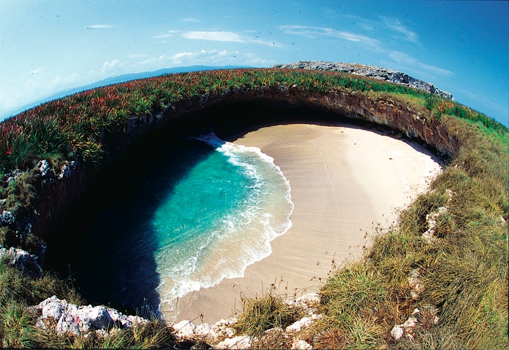  Cathedral beach, in the Cantabrian Sea of Galicia, whose imposing cliffs look like constructions from a lost civilization.