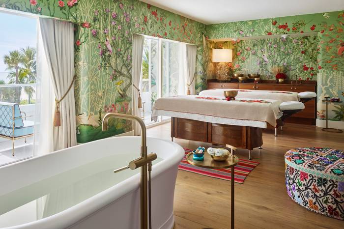 Faena spa couples room with bathtub