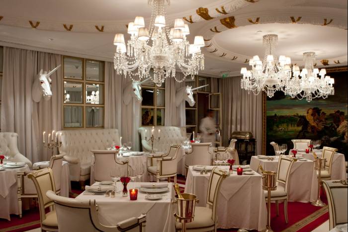 bistro sur restaurant dining room