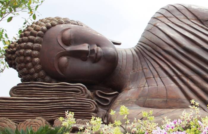 Statue of reclining Buddha.