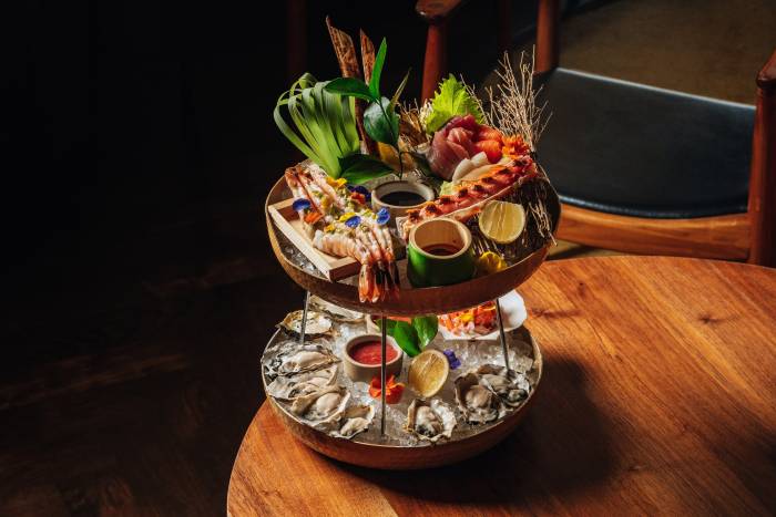Pao Seafood Towers