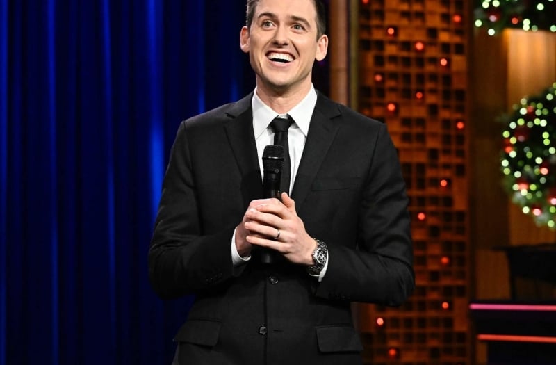 MIKE FEENEY - Art of Comedy