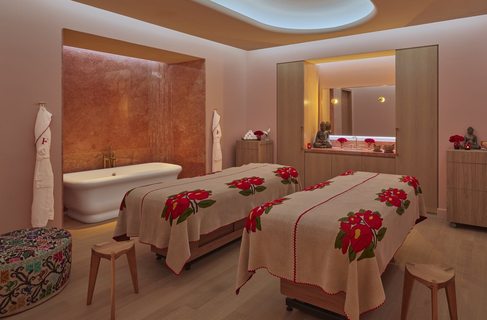 TSHH NY Couples Room