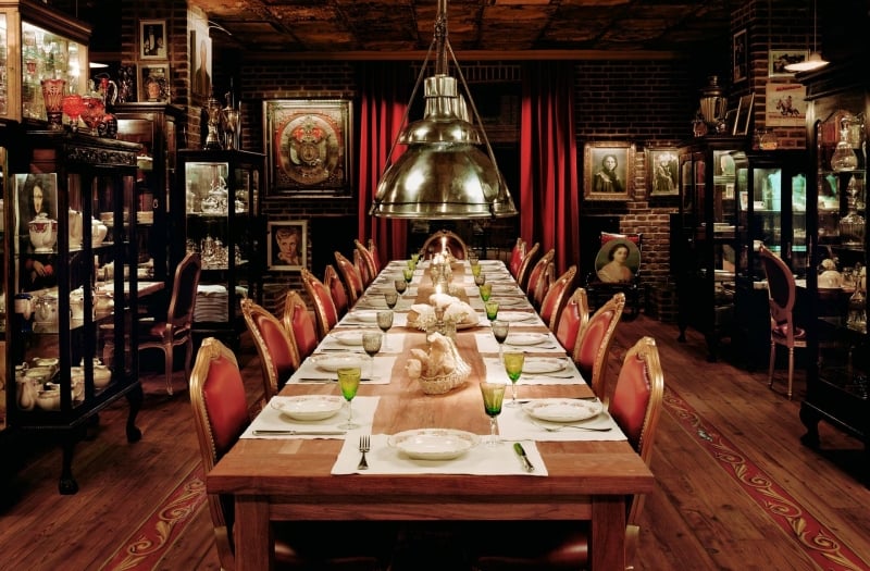 interior of restaurant el mercado