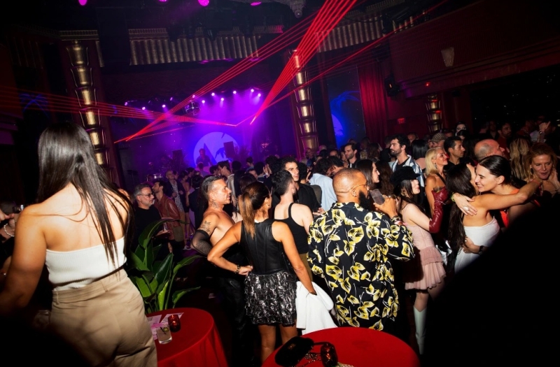 Farfetch Esteban Cortazar Faena Theater Party