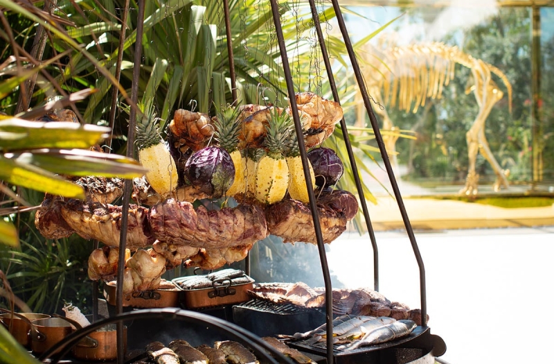 los fuegos meat and pineapples roasting