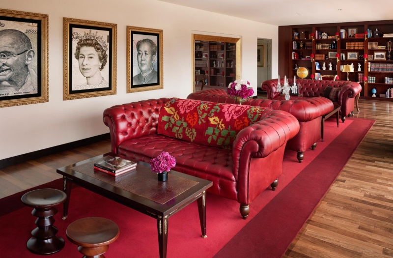 imperial suite with three leather couches