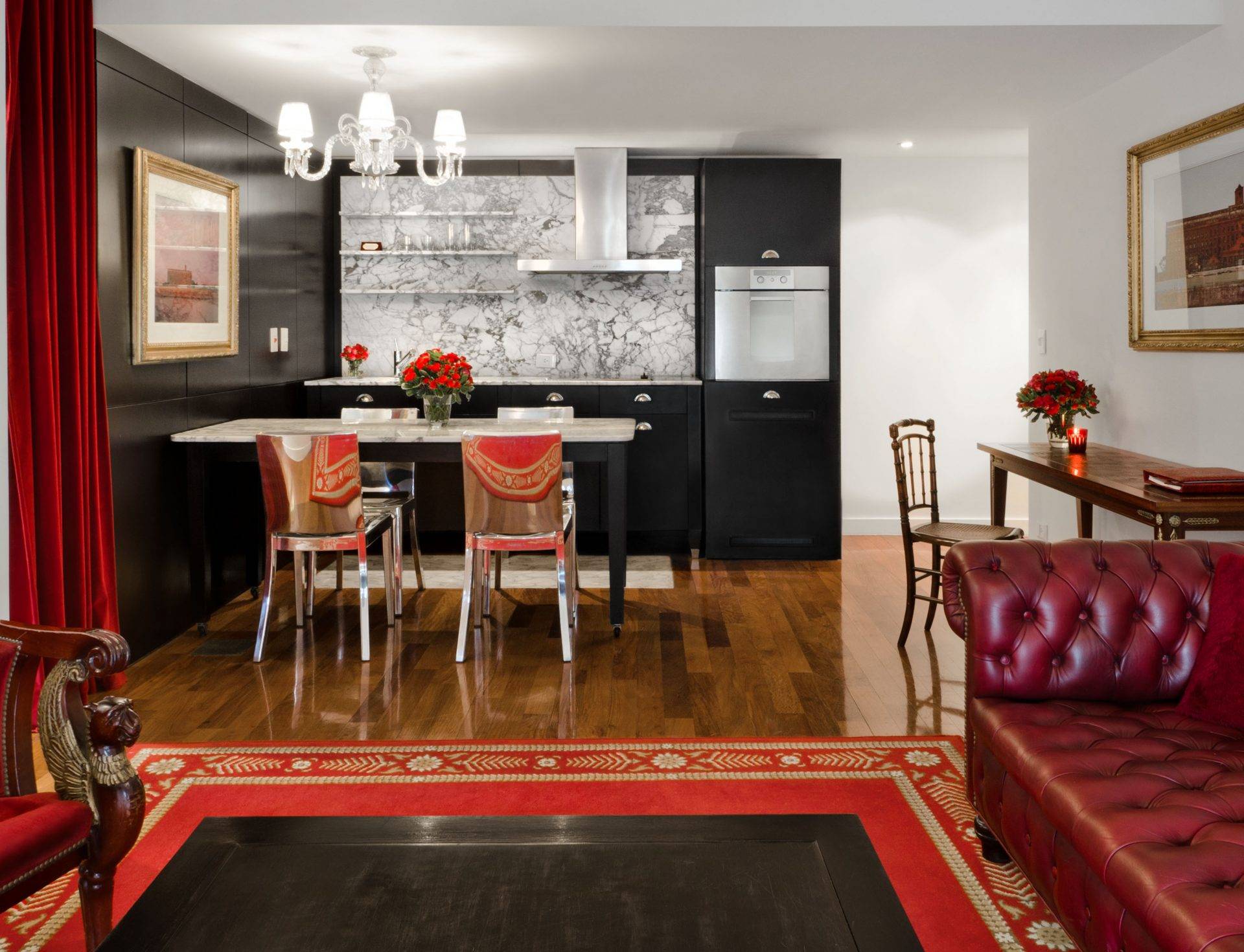 bar and dining area in hotel loft suite