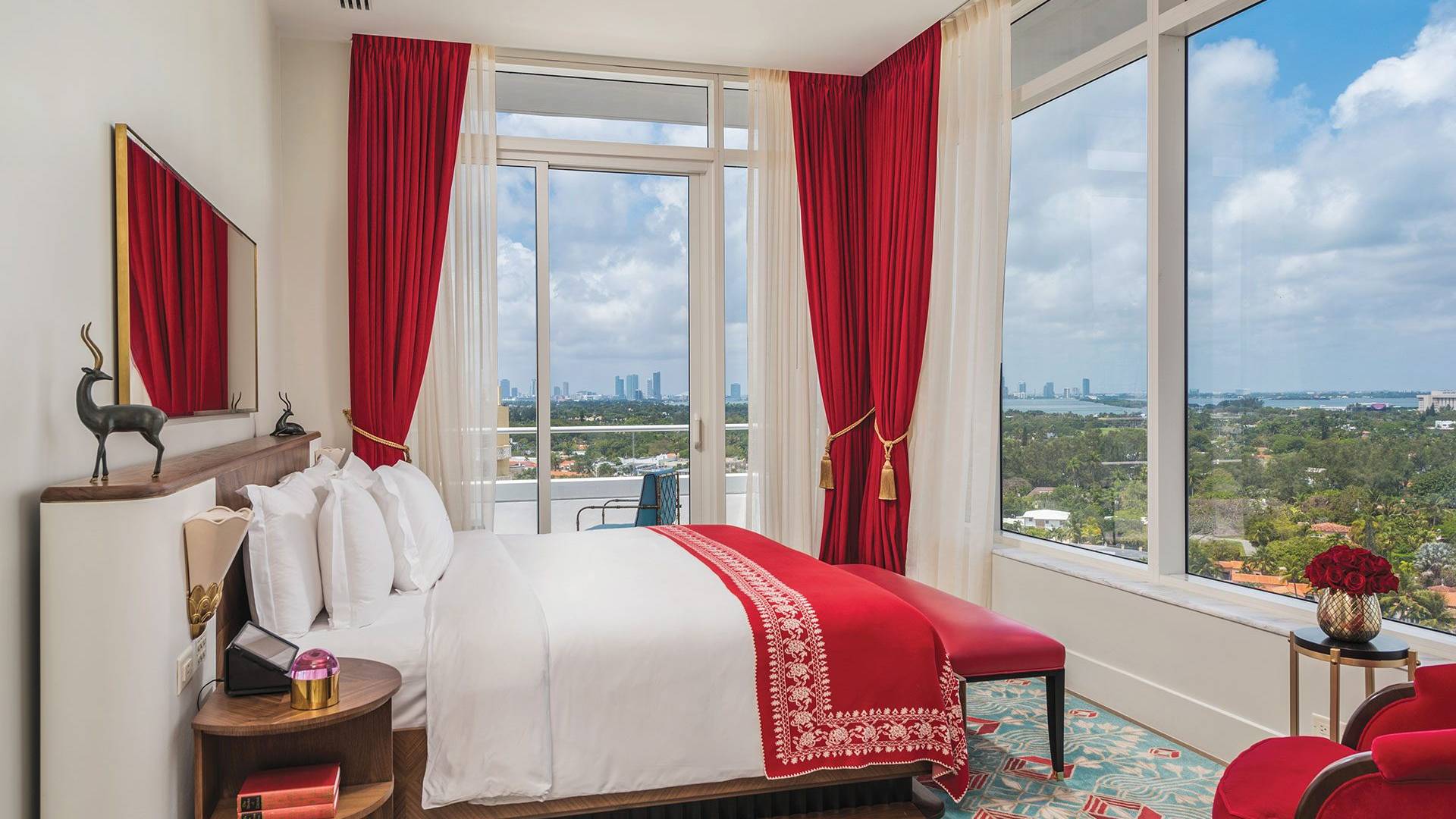 Oceanfront 3 Bedroom Hotel Suite in Miami Beach Faena