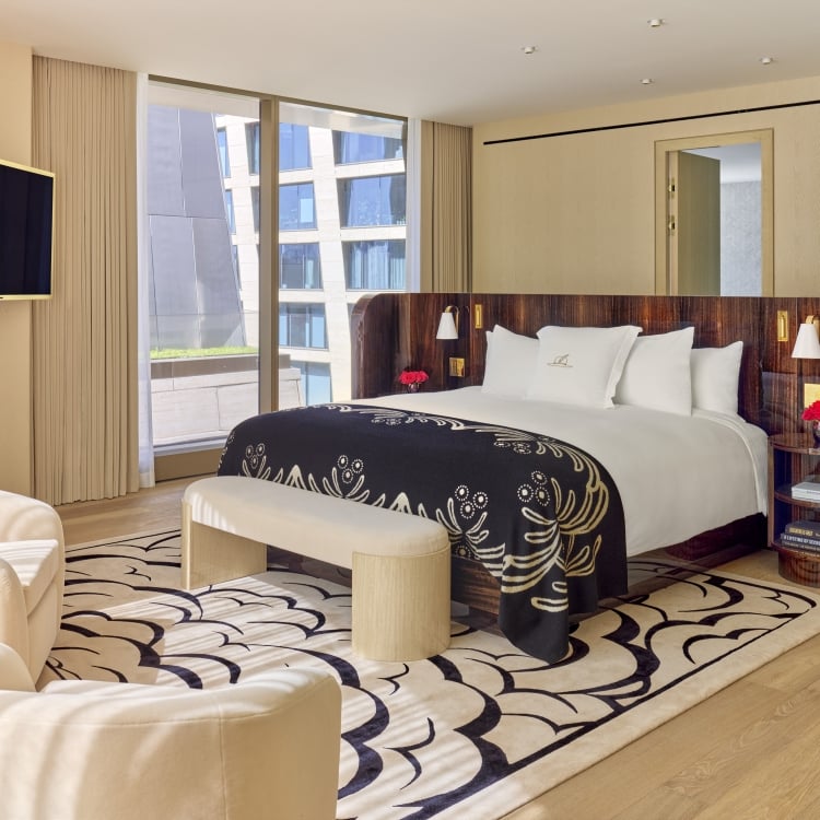 Crystal One Bedroom Suite Bed by Nikolas Koenig