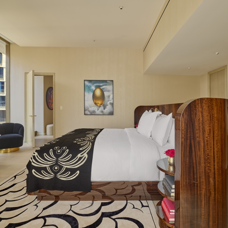 Hudson Signature One Bedroom Suite Bed Chair by Nikolas Koenig