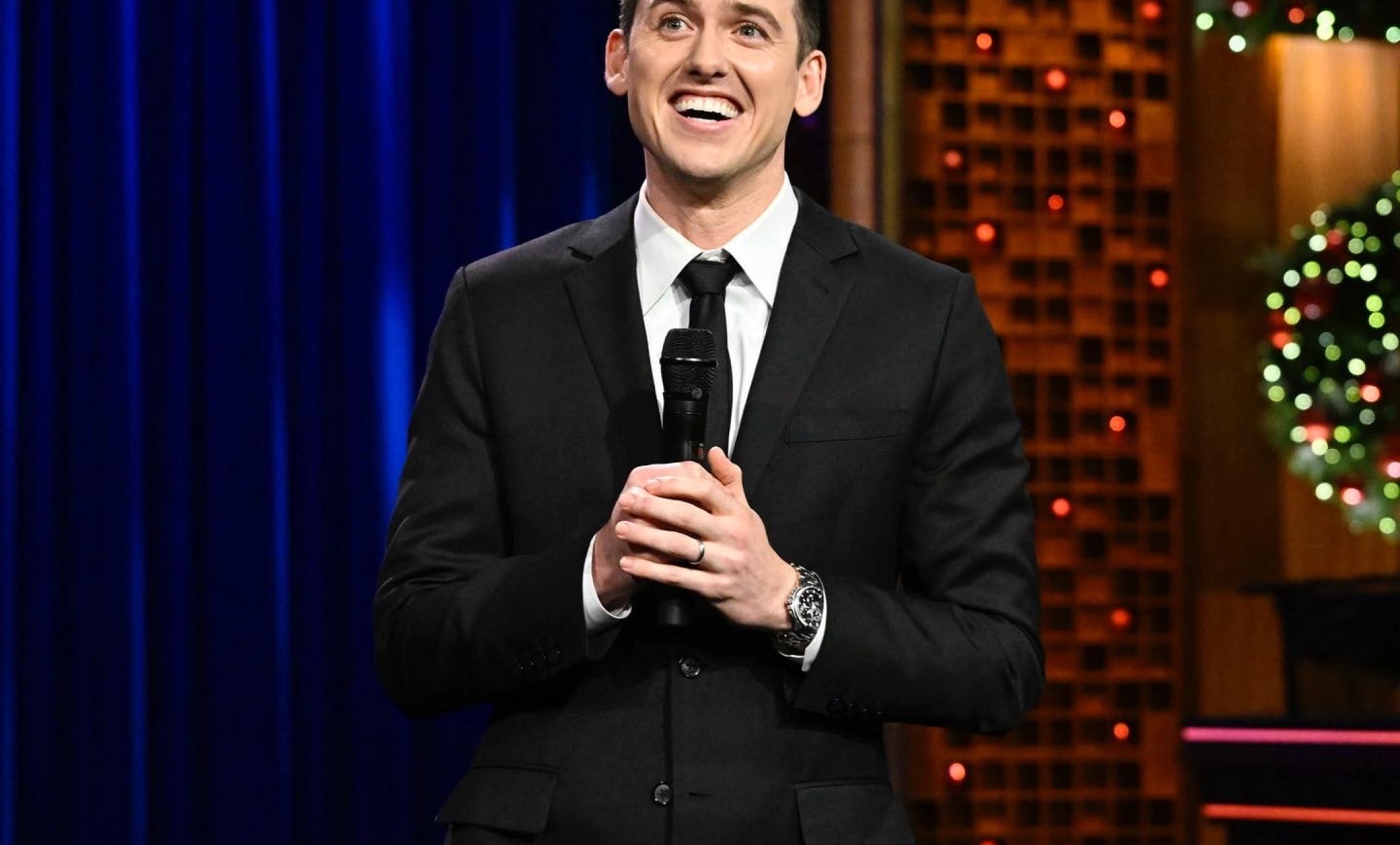 MIKE FEENEY - Art of Comedy