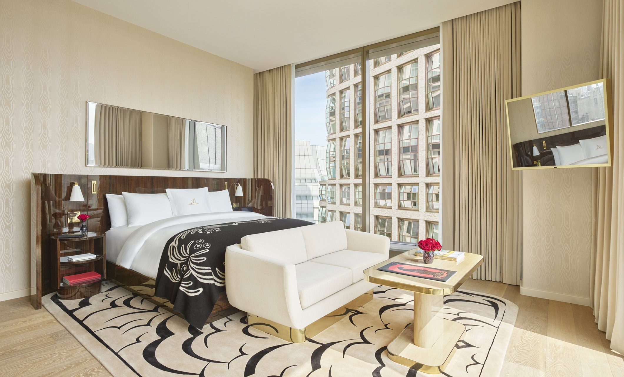 Signature Corner King Room