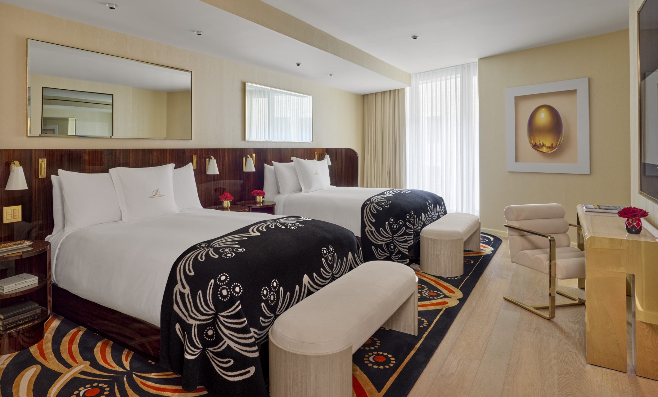 Classic Queen Queen Bed by Nikolas Koenig