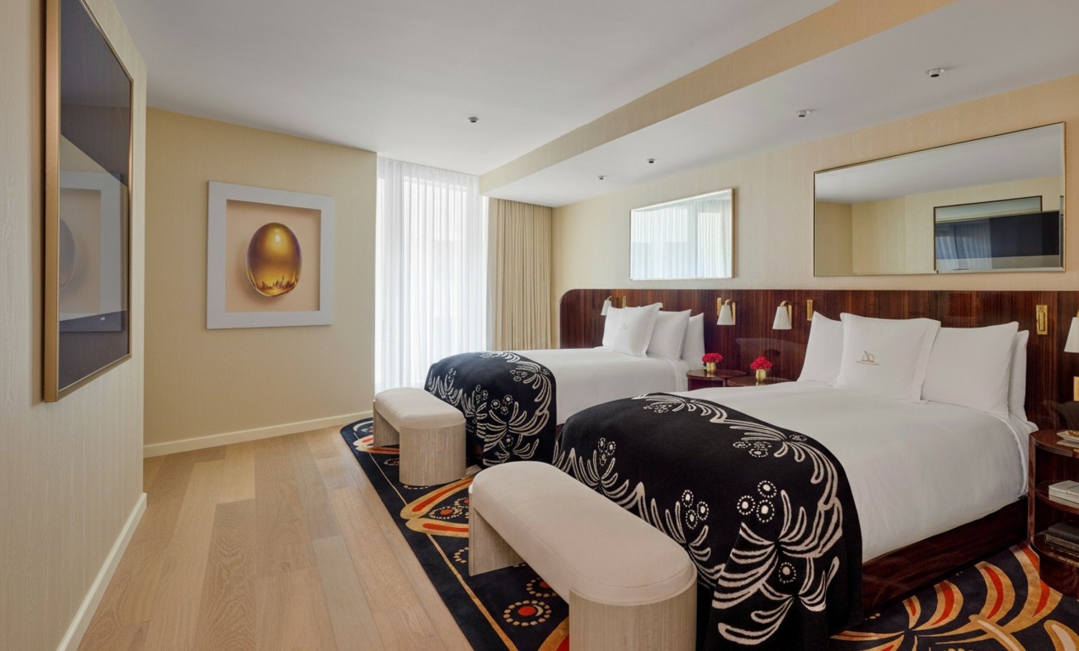 Signature Queen Queen Bedroom