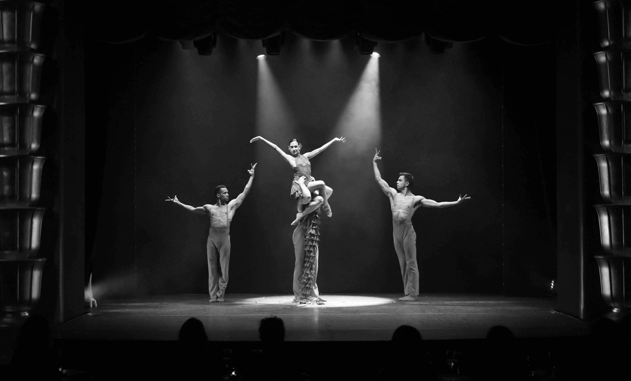 ballet hispanico four dancers on stage