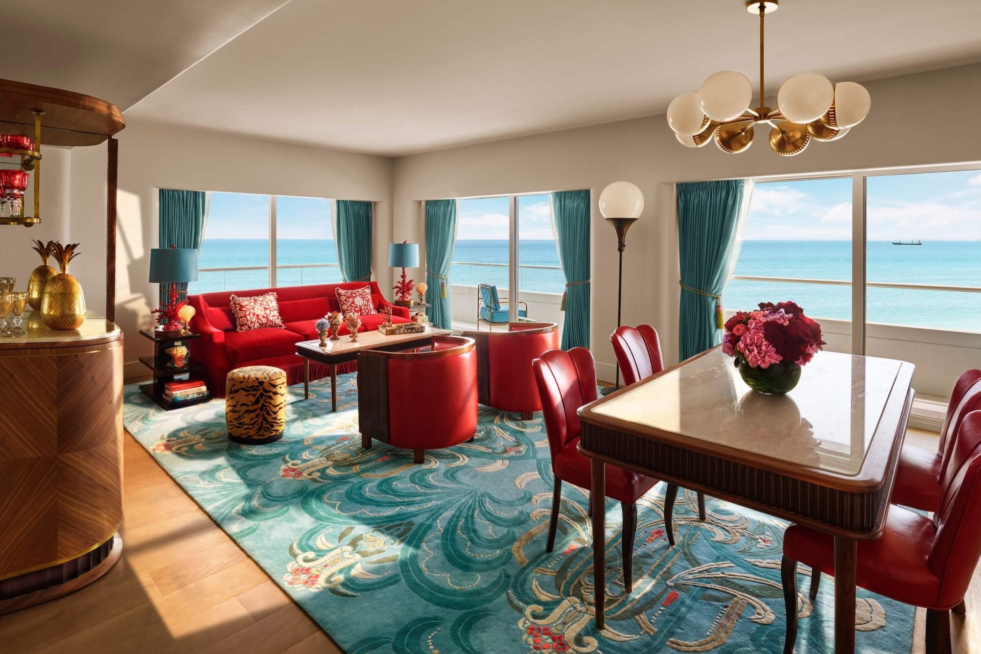interior view of premier oceanfront corner suite