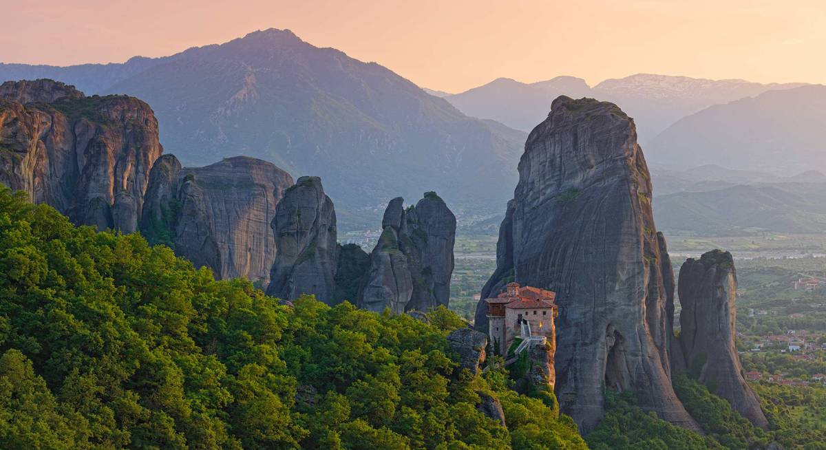 Monasteries in the sky of Meteora