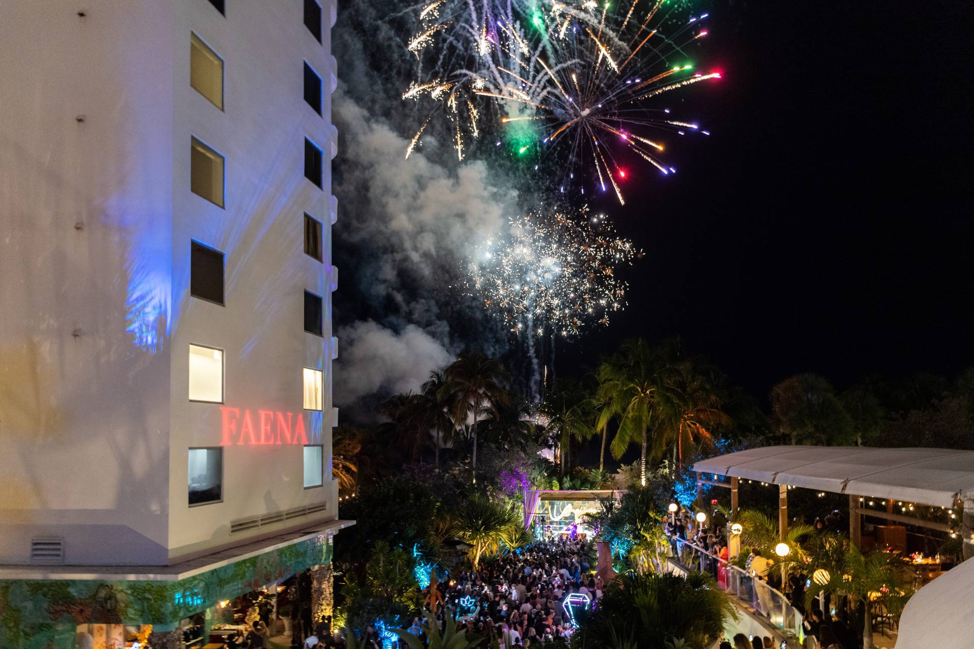 Tierra Santa Terrace - New Year's Eve