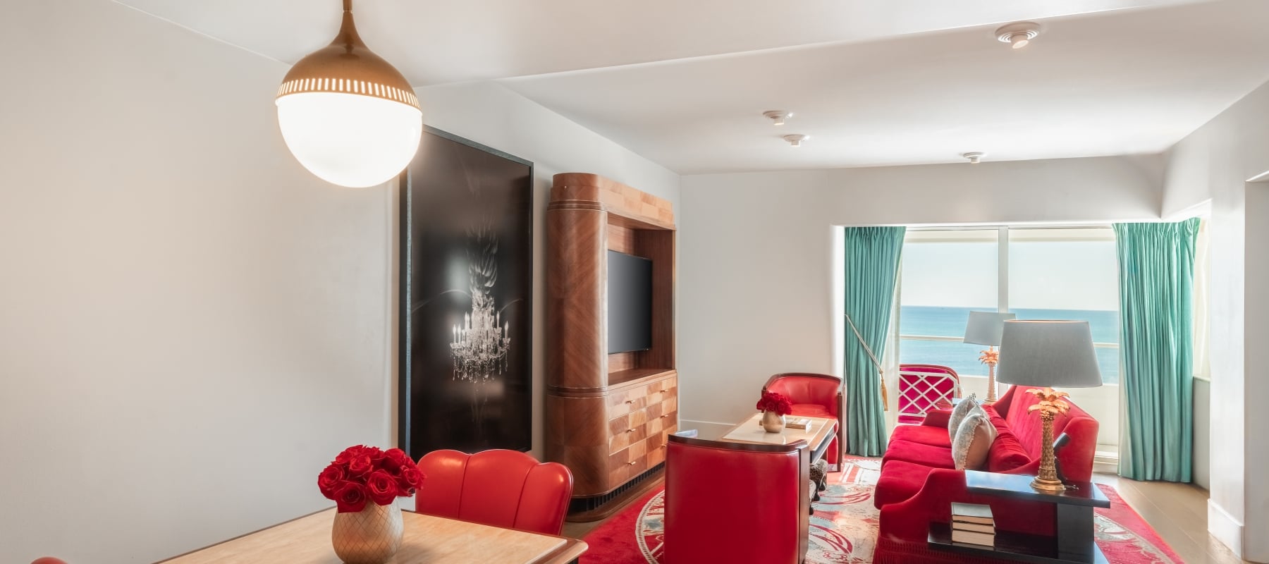 Ocean View Suite - Living 2