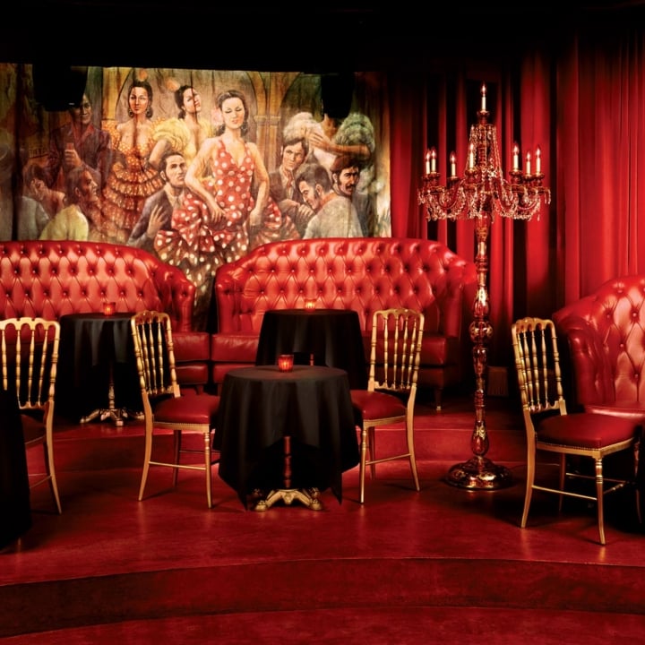 el cabaret leather bench seating
