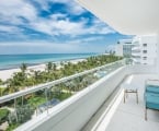 balcony hotel suite overlooking the ocean