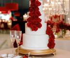 Le Vine Poor Wedding Cake 