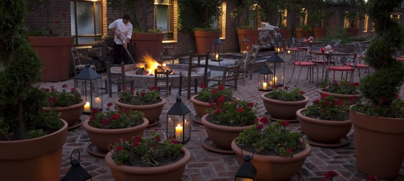 El Mercado Patio