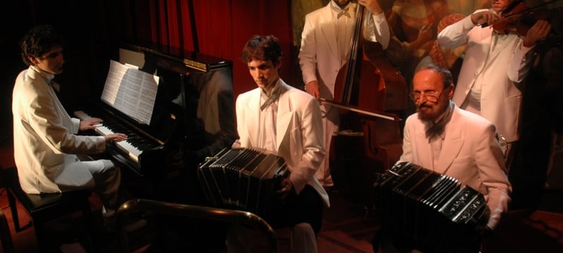 group of orquestra musicians on string instruments