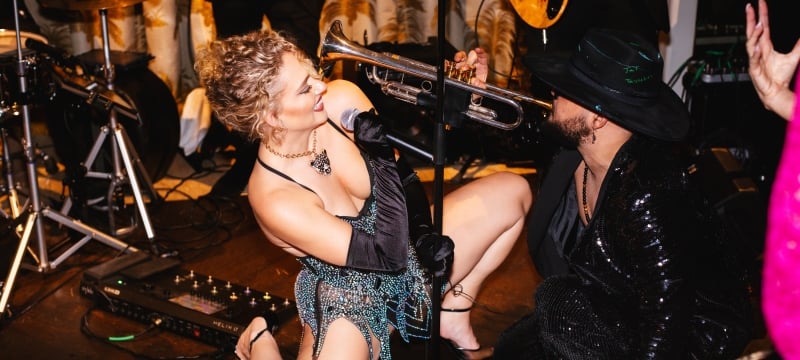 Kat Cunning at The Living Room