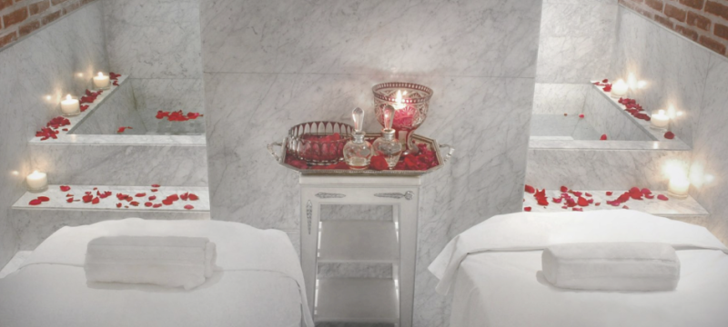 spa massage tables with candles